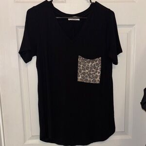 Elegant Black V-Neck Tee with Leopard Accent